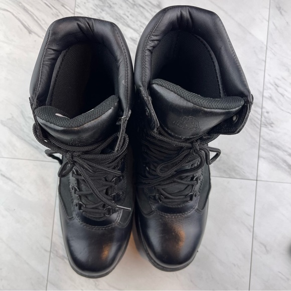 •Rocky Waterproof 8\